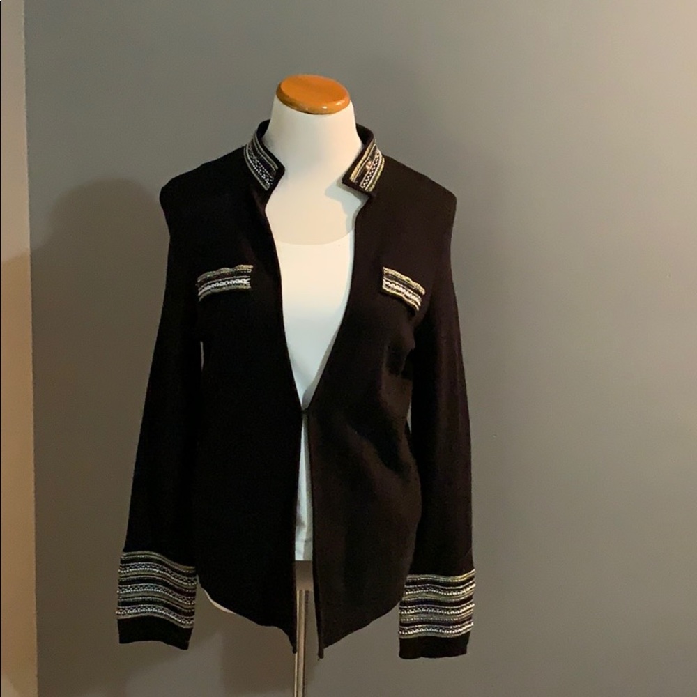 Sweater/Jacket